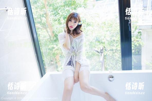 IMiss爱蜜社-乐薇Vivi IMiss爱蜜社 - 乐薇Vivi的高清图集,你会觉得“清纯”中似乎藏着一丝不易察觉的挑逗。