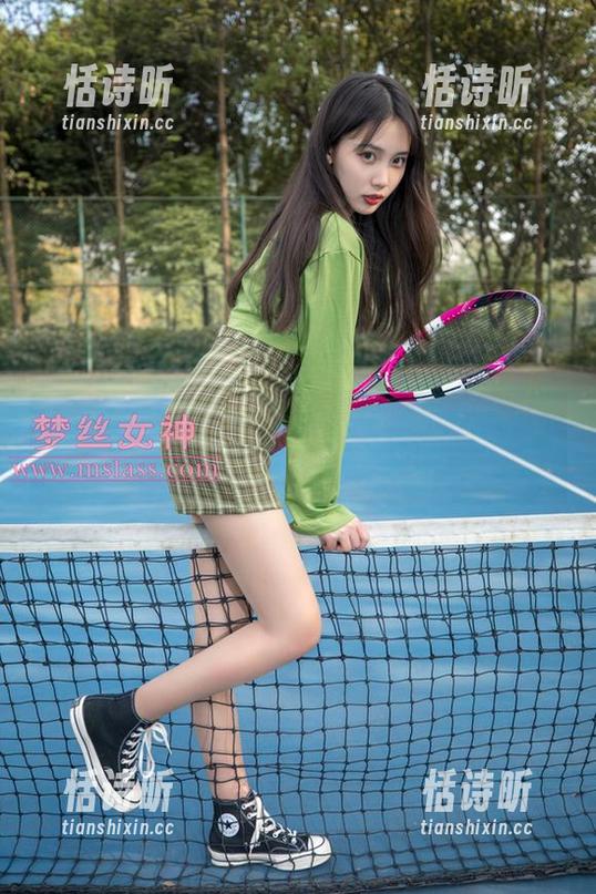 MSLASS梦丝女神 - 紫馨的高清图片，小心睁大眼睛擦亮收藏夹哦！