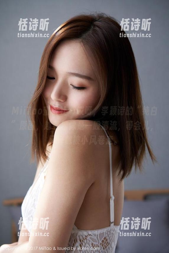 MiiTao蜜桃社 - 哎呀，李颖诗的“纯白”原图，越看越像是一股清流，等会儿，又好像被小风卷走。