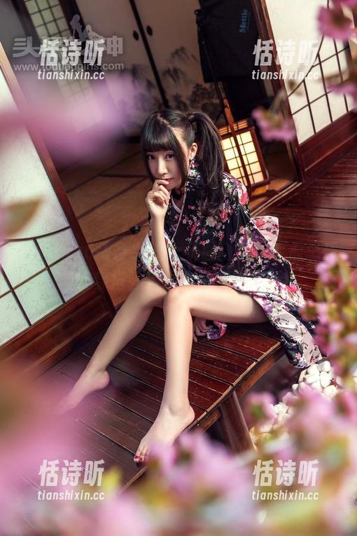 TouTiao头条女神 - 美图随便拍，周思超旗袍穿搭让人想收藏所有资源！