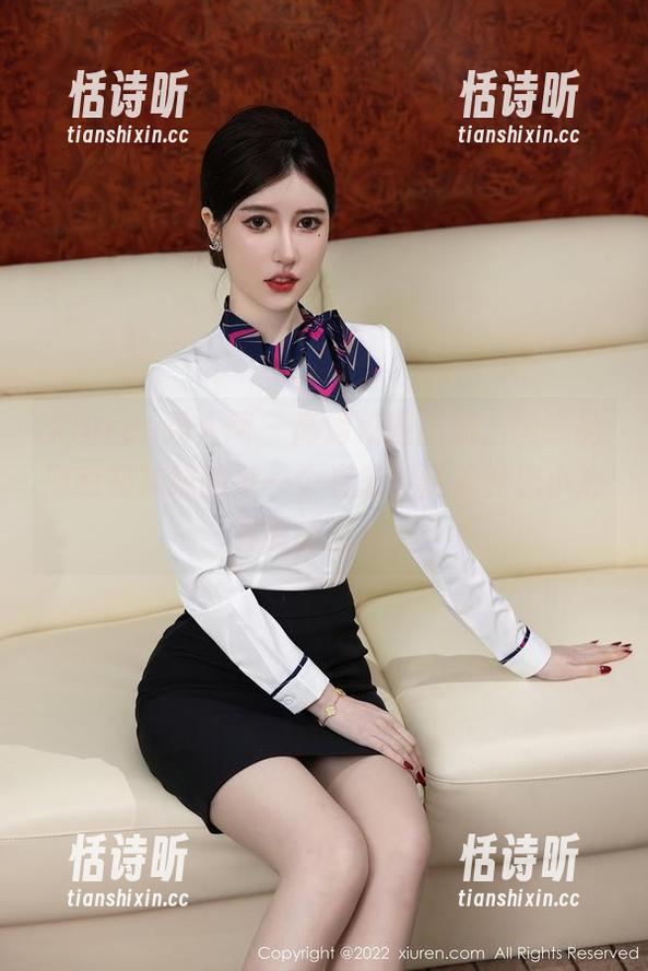 Xiuren秀人网 - 高清校园图册，细细品味南初妹妹的每一个姿态，活像暗恋小心翼翼的点滴。