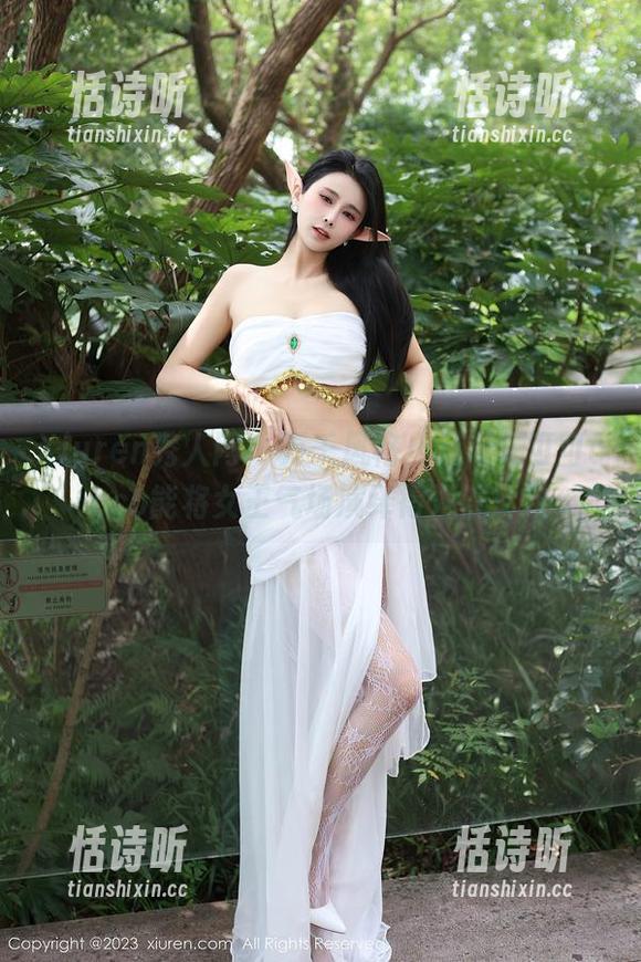 Xiuren秀人网 - 万千风格，只有杨可可coco能将女王气场演绎得淋漓尽致
