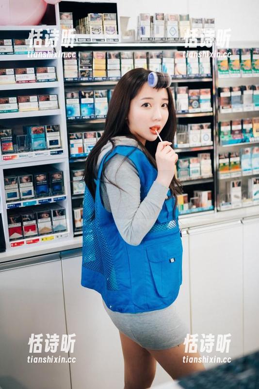 翻一翻这份图包，yeeun孙乐乐在天台上的比我还懂得放松