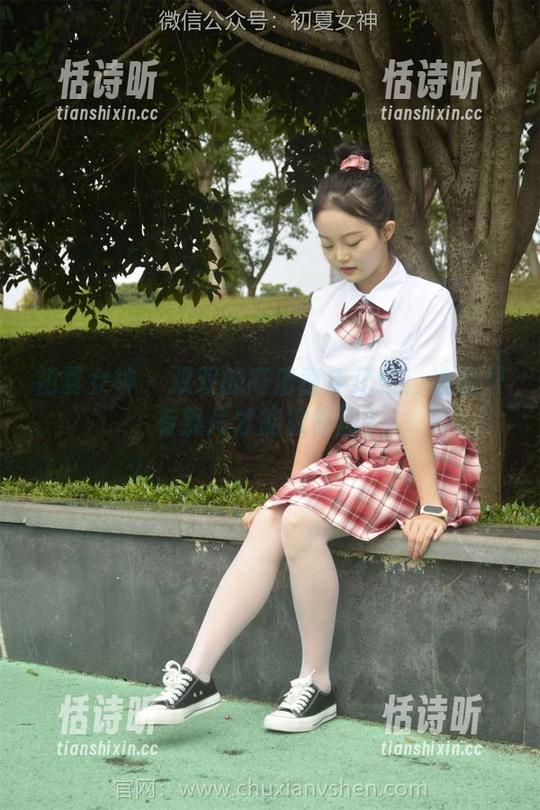 初夏女神 - 双双的高清童年记忆：谁说只有照片才能被修图？