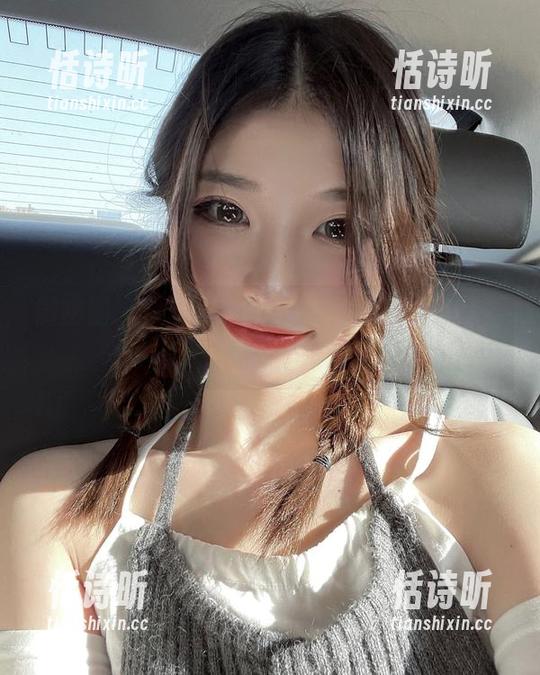 微密圈 - 最新场景：妮是老虎的黑色写真，再来一拳？