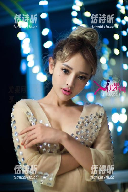 尤果网 - 白衬衫之旅：娜依灵儿的图集分享，闲聊里找思路，莫名其妙得还不错。