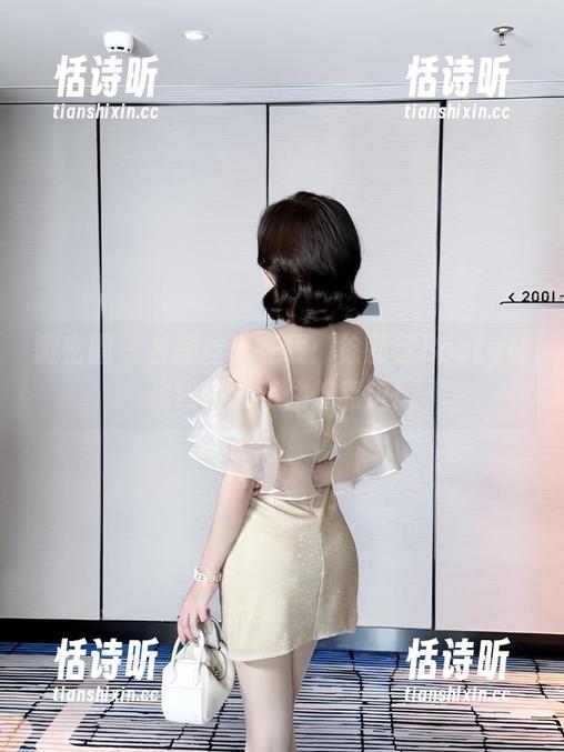 微密圈 - 长腿丝诱在线：徐莉芝Booty让光线也忍不住想靠近！