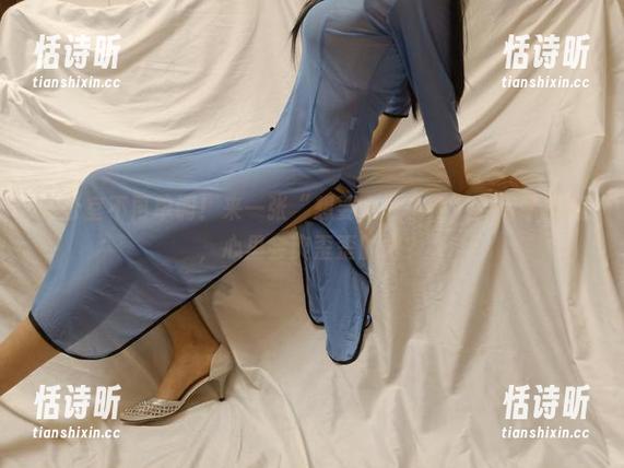 办公室不再单调！来一张“想要个公主抱”的高清壁纸，心里会爽歪歪的吧？