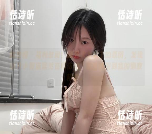 火龙果羊 微密圈 - 福利时间!翻开火龙果羊的原图,发现这只小野猫居然在模仿我,完全捕捉到我的懒散精髓。