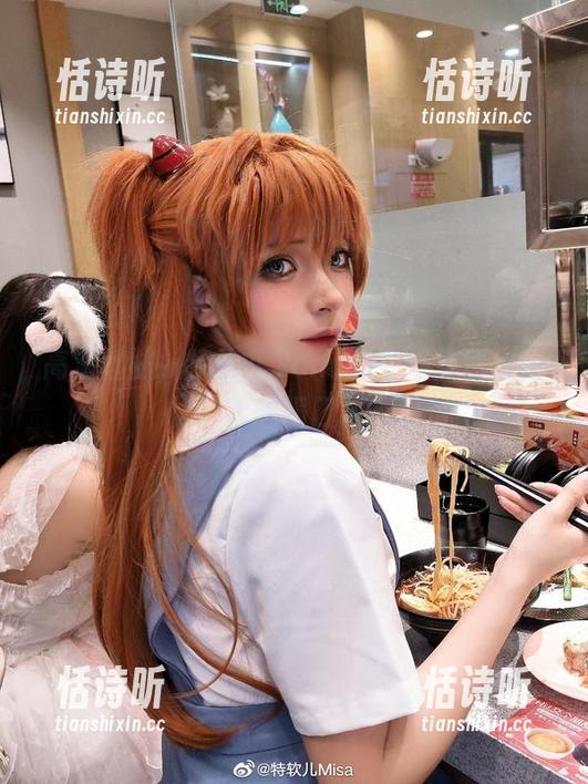 高清丝袜，特软儿Sona的在线展现，让人想喝口水
