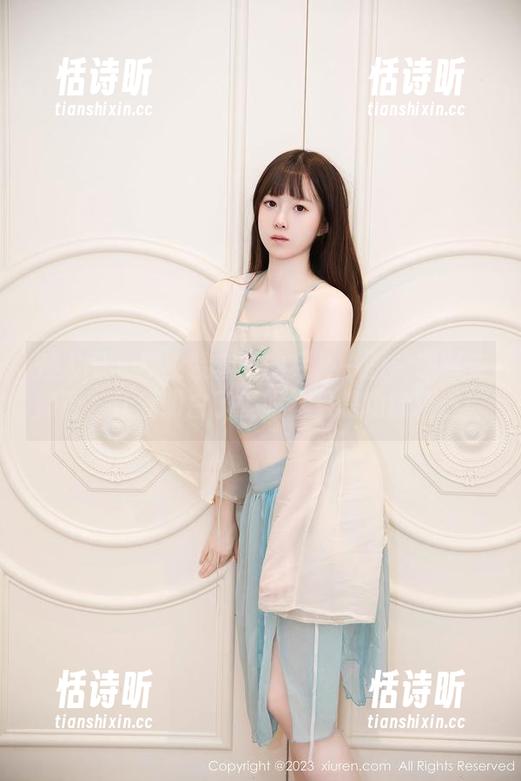 秀人网 - 职业装套图的另外一面：感谢安沛蕾，让我明白了工服不只是功能精选！