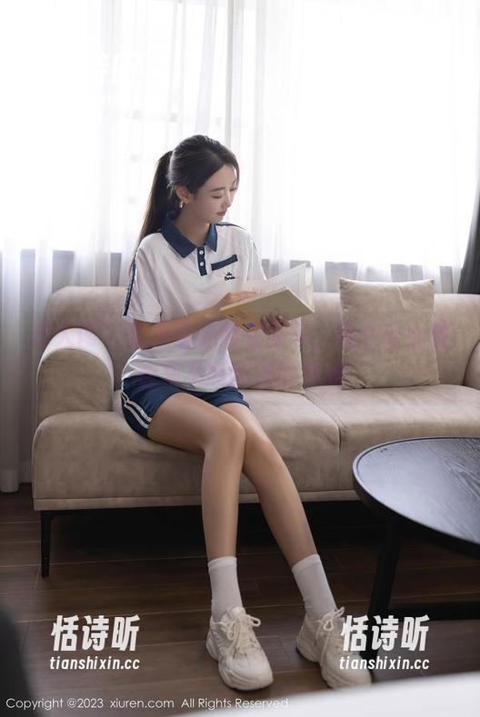 秀人网 - 在无圣光的包围下，甜七七女孩合集不断翻涌的波澜
