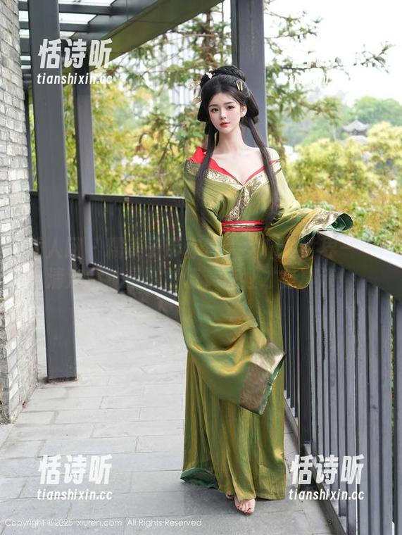秀人网 - 糯美子带你进入女仆的世界——清洁不过是附加值，疯狂才是真谛！