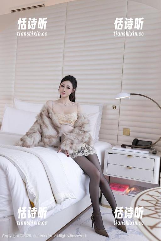 秀人网 - 袁圆的全套礼服，图片稍稍带着点“不如人意”的意味。
