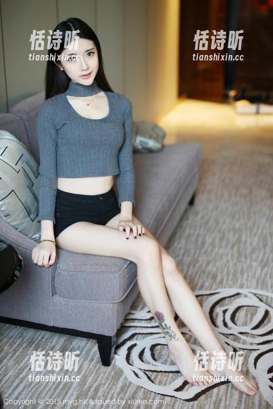 美媛馆 - 一丝不苟与随意之间，唐琪儿OL制服美图精选值得细品