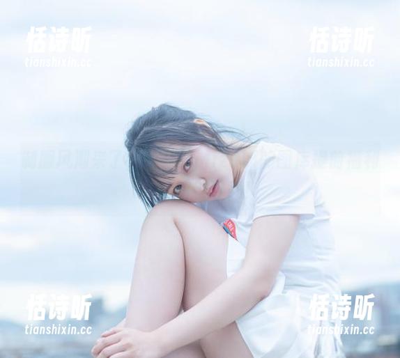 制服风潮来了，脱尾巴Mizuki的图库提前福利，快动手下载！