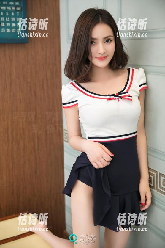 青豆客-梦娜Vanessa 青豆客 - 梦娜Vanessa在旗袍中潜伏的美,快下载图片来探个究竟!