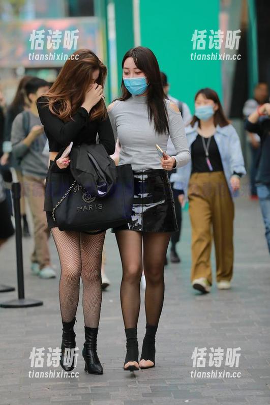 魔镜街拍：紧致的美臀，一路免费跑着来的！