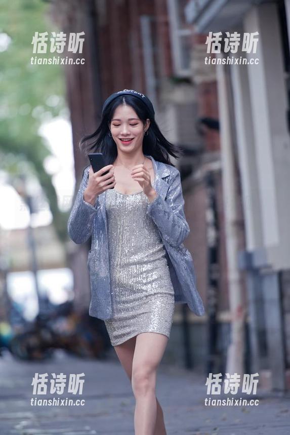 黑丝黑网，魔镜街拍最新里的闺蜜法则，图片真心不挑人